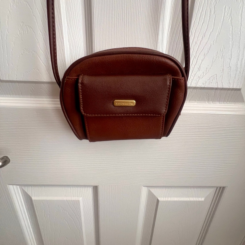Liz Claiborne Brown Faux Leather Crossbody Purse Small‎ Pocket Flap Strap